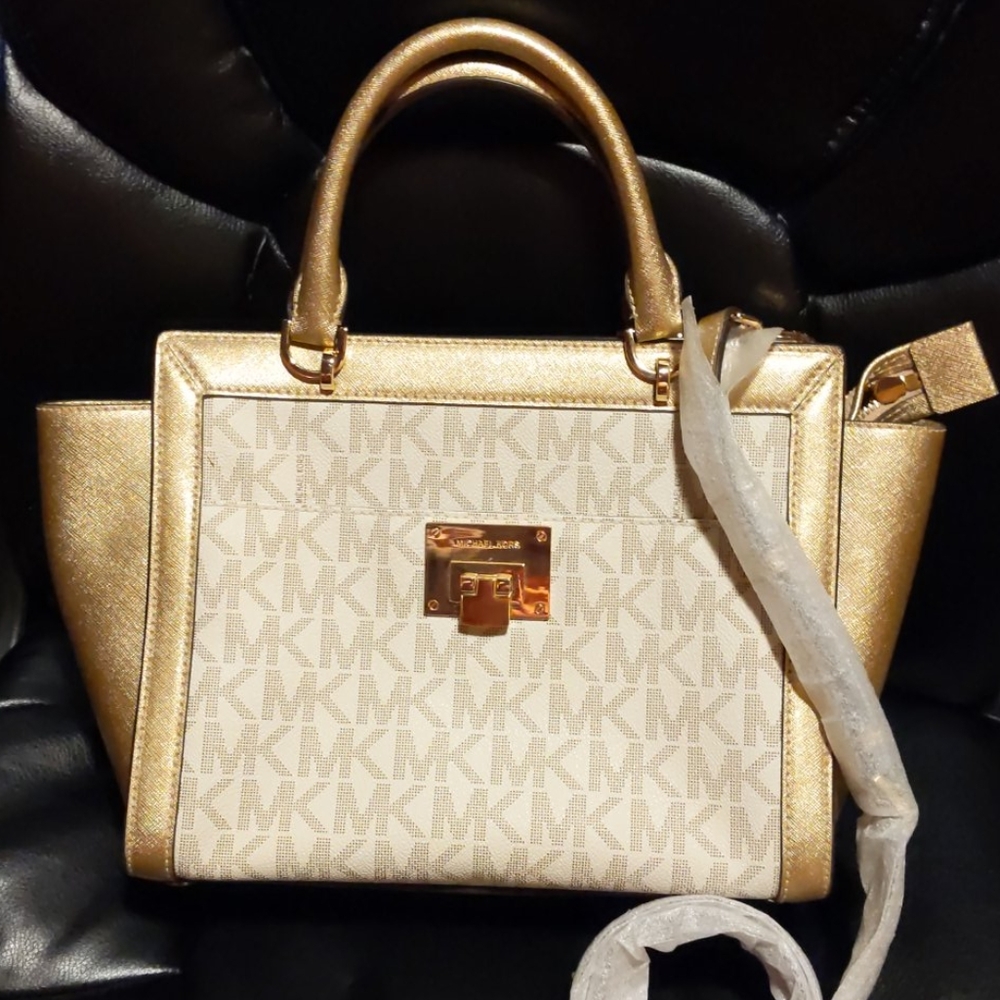 Authentic Michael Kors Gold/Vanilla Handbag